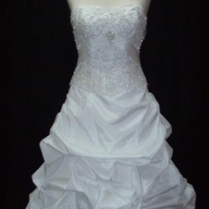 👰David’s bridal wedding dress 👰